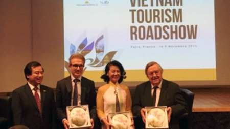 Programa para promover el turismo vietnamita en Francia